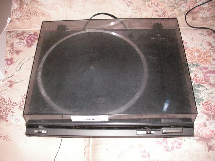 Technics turntable SLBD20 - works