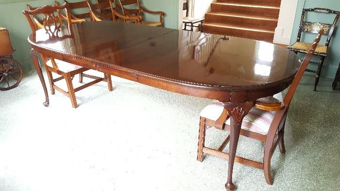 Stickley Dining Table & 2 Chippendale-Style Armchairs