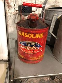 Delphos antique gas can