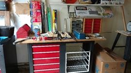 Tool bench with drawers