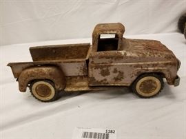 1 Rusty Gold Tonka Truck
