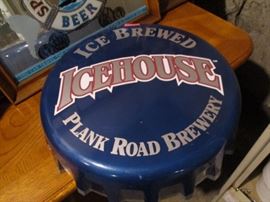Icehouse beer sign