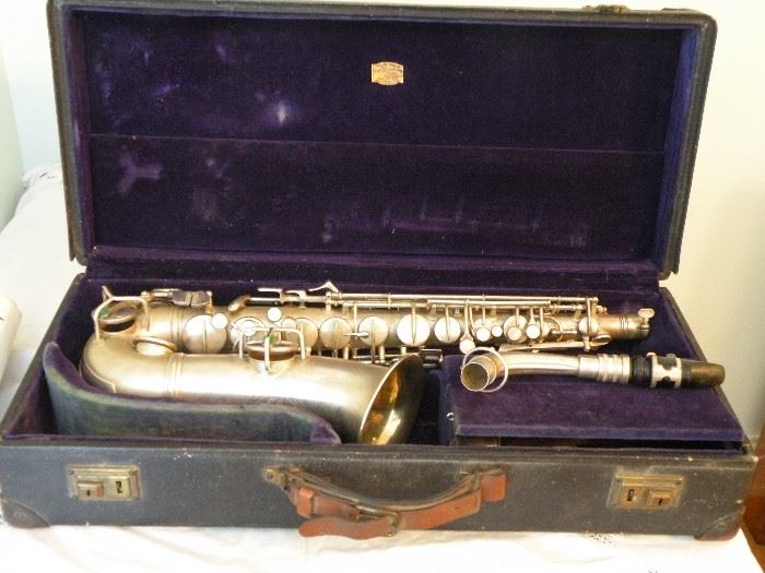 CG Conn, Ltd.  New Wonder Saxophone