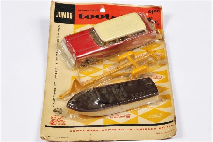 Jumbo Two Tone Tootsie Toy On Blister Card, Car, Trailer And Boat