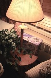 Round Table/Floor Lamp