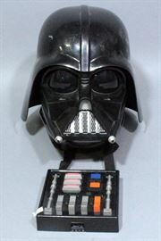 2004 Hasbro Darth Vader electronic Voice Changer/ Helmet, Works