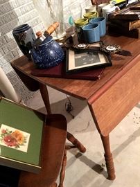 Another Drop Leaf Dinette Table w/2 Chairs...