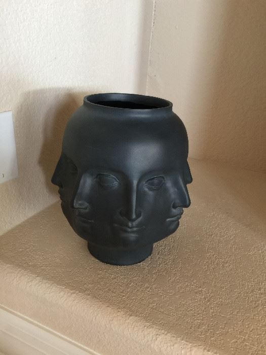 Planter head, cast from clay