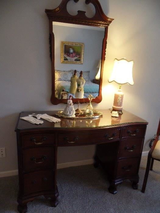 Outstanding, Knee Hole Desk, chair and mirror (can be used as a vanity)