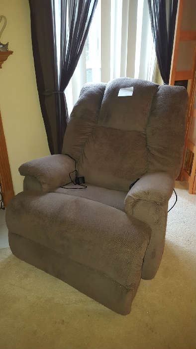 Lane electric chair   $100