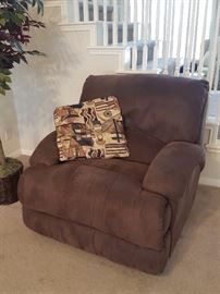 Microfiber Recliner manufactured by Berkline It's in excellent condition and was rarely used.