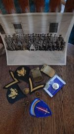 OLD MILITARY COLLECTIBLES, WW2, ARMY, MEDALS, PATCHES, PHOTOS AND MORE