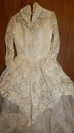 VINTAGE ORIGINAL ALFRED ANGELO, DESIGNER EDYTHE VINCENT LABEL WEDDING DRESS. TAFFETA W/NETTING OVER THE TOP..ADORNED WITH LACE ON FLOOR LENGTH DRESS , BODICE AND LONG SLEEVES