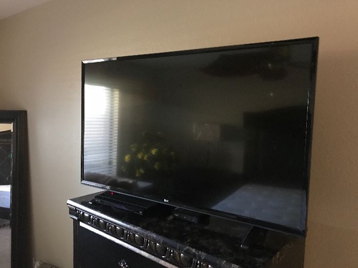42 inch flatscreen TV