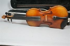 Lot 5 Giovan Paolo Maggini Violin Brescia 1648 label. V