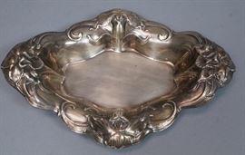 Lot 196 REED  BARTON Sterling Silver Art Nouveau Dish. S