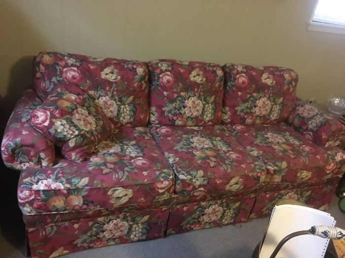 BEAUTIFUL FLORAL SOFA A DIVISION OF LAZY BOY