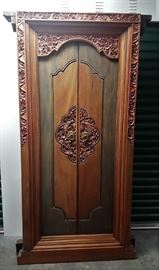 Not at the house but we have these two extraordinary hand carved Balinese doors also available.