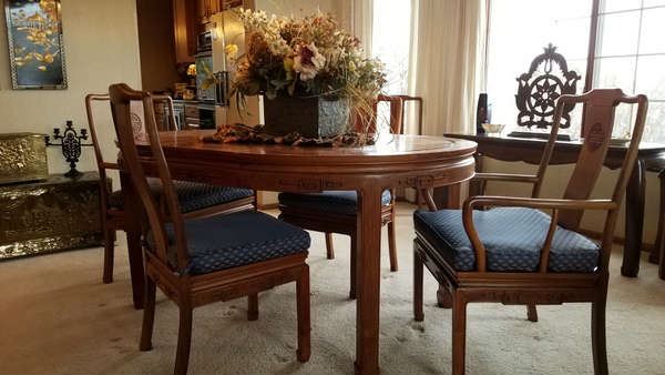 Teak table with 6 chairs and 2 leaves