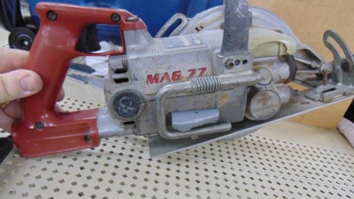 Skil Mag 77 worm drive circular saw
