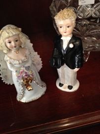 Ceramic bride & groom