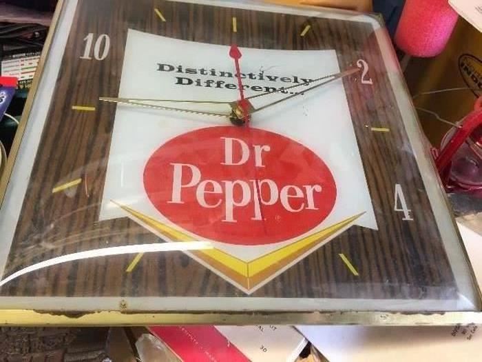 Dr Pepper clock, works!