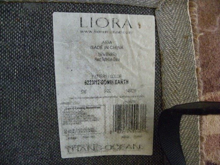 Liora Rug, 100 % wool.