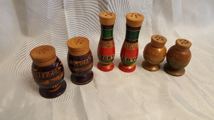 Multi-color wood S&P Shakers
