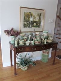 Roseville Donatello Cherub Collection