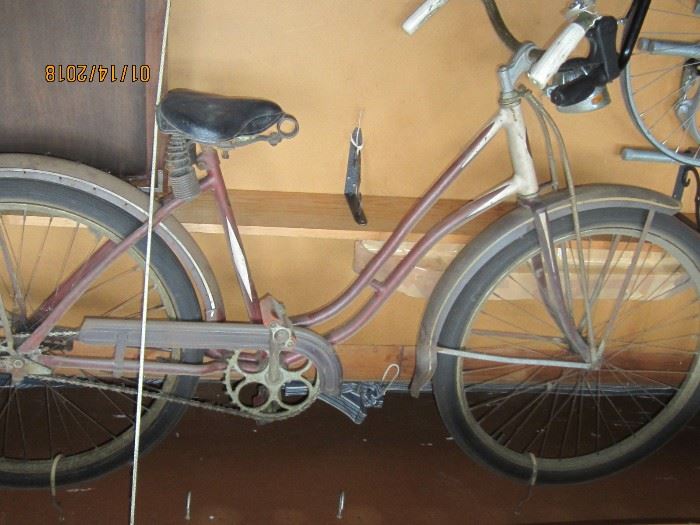 Old bike, can't see maker yet