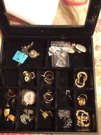 Jewelry mixed