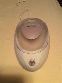 Paraffin wax machine