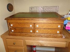 vintage cabinet, great condition