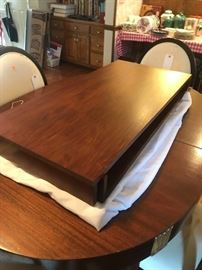 #62	antique Table w/2 leaves 55x38x30   2 18" leaves	 $175.00 

