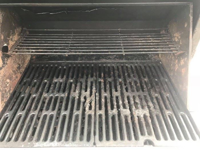 #81	vermont grill Propane 	 $250.00 
