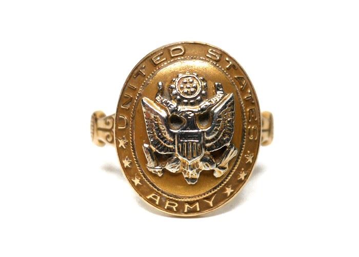 10K GOLD U.S. ARMY WWII SWEETHEART RING