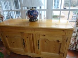 Wood dresser chest