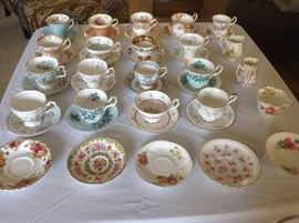 Imported Imported Cups & Saucers 