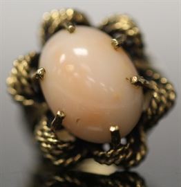 LOT #166- LADY'S CORAL 14KT GOLD RING, 10.2 GRAMS