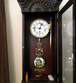 Howard Miller Pendulum Clock