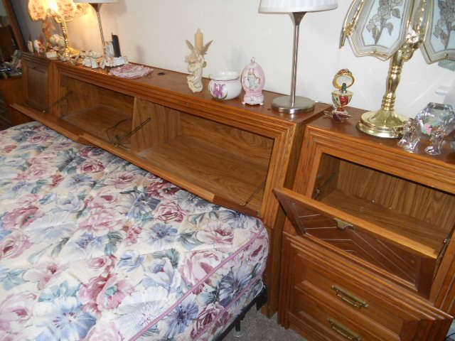 king Bed Headboard with Lots of Storage 
