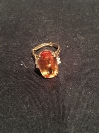 14kt gold ring with diamonds and citrine 