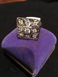 Antique diamond ring 