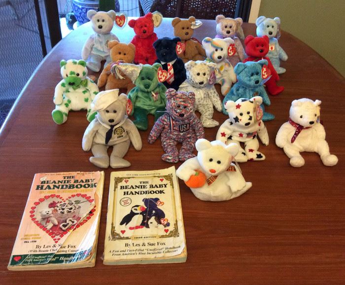 JYR004 Collectible TY Beanie Babies & Books
