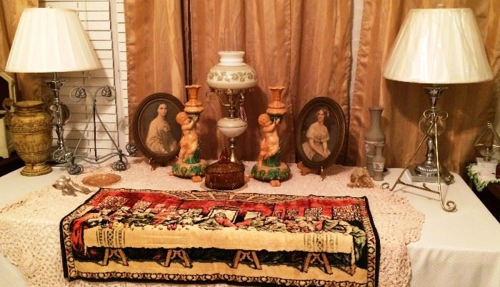 Table Lamps, Figurines, More