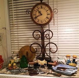 Decorative Clock, Many Vintage Kitchenware pieces.