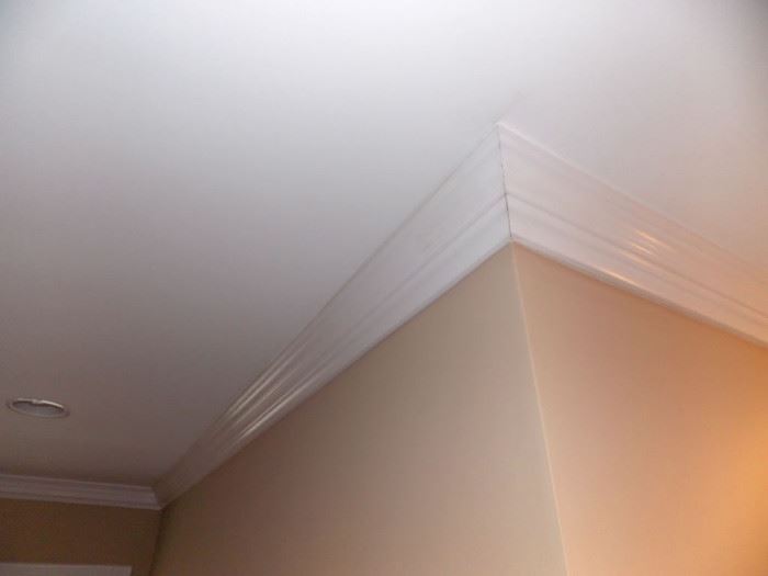 crown molding 