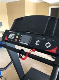 aZr68pyS7eIelUTKBRwg