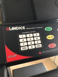 Too9zAuvQQukYmhIKgOOgQ