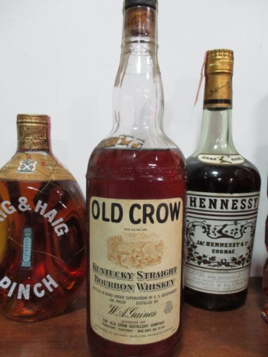 Old Crow Kentucky Bourbon Whiskey